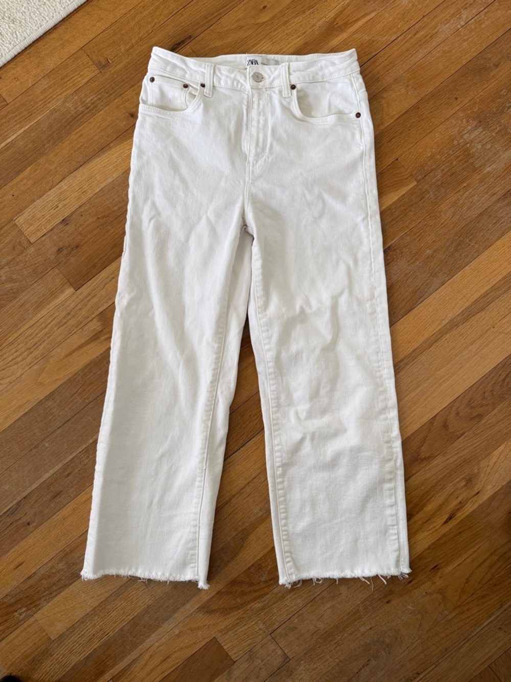 ZARA White Wide Frayed Leg Jeans